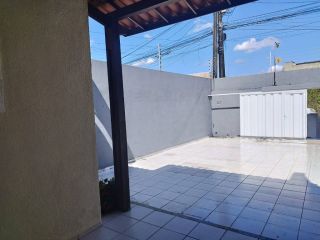 Casa Para Vender com 2 quartos 2 suítes no bairro São Bento em Fortaleza