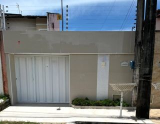 Casa Para Vender com 2 quartos 2 suítes no bairro São Bento em Fortaleza