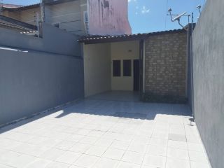 Casa Para Vender com 2 quartos 2 suítes no bairro São Bento em Fortaleza