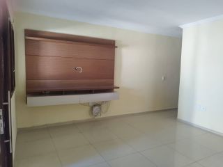 Casa Para Vender com 2 quartos 2 suítes no bairro São Bento em Fortaleza