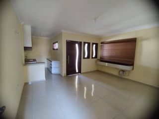 Casa Para Vender com 2 quartos 2 suítes no bairro São Bento em Fortaleza