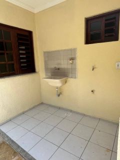 Casa Para Vender com 2 quartos 2 suítes no bairro São Bento em Fortaleza