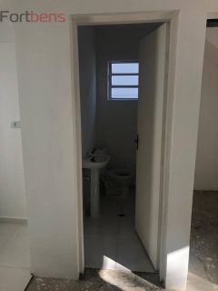 Sobrado Para Vender com 2 quartos no bairro Jardim Silvia em Francisco Morato