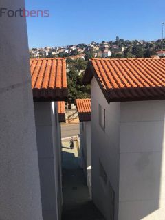 Sobrado Para Vender com 2 quartos no bairro Jardim Silvia em Francisco Morato