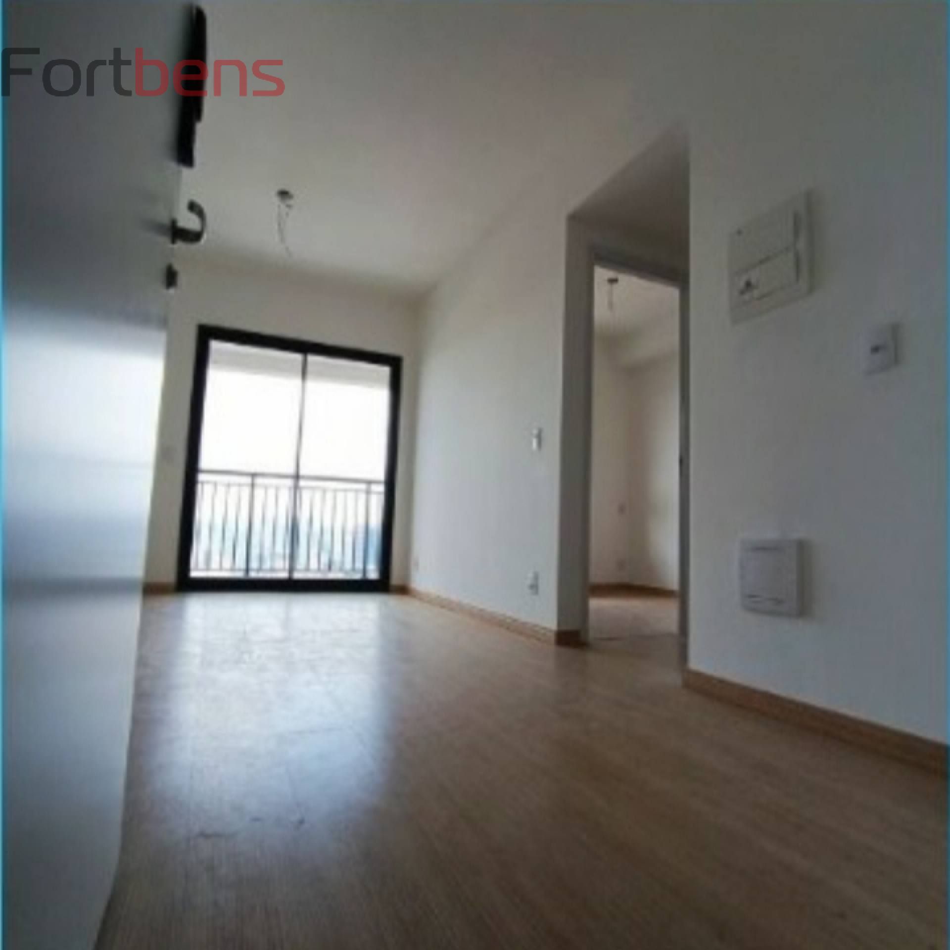 Apartamento Para Vender com 1 quartos no bairro Santo Amaro em São Paulo