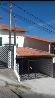 Sobrado Para Vender com 2 quartos no bairro Vera Tereza em Caieiras