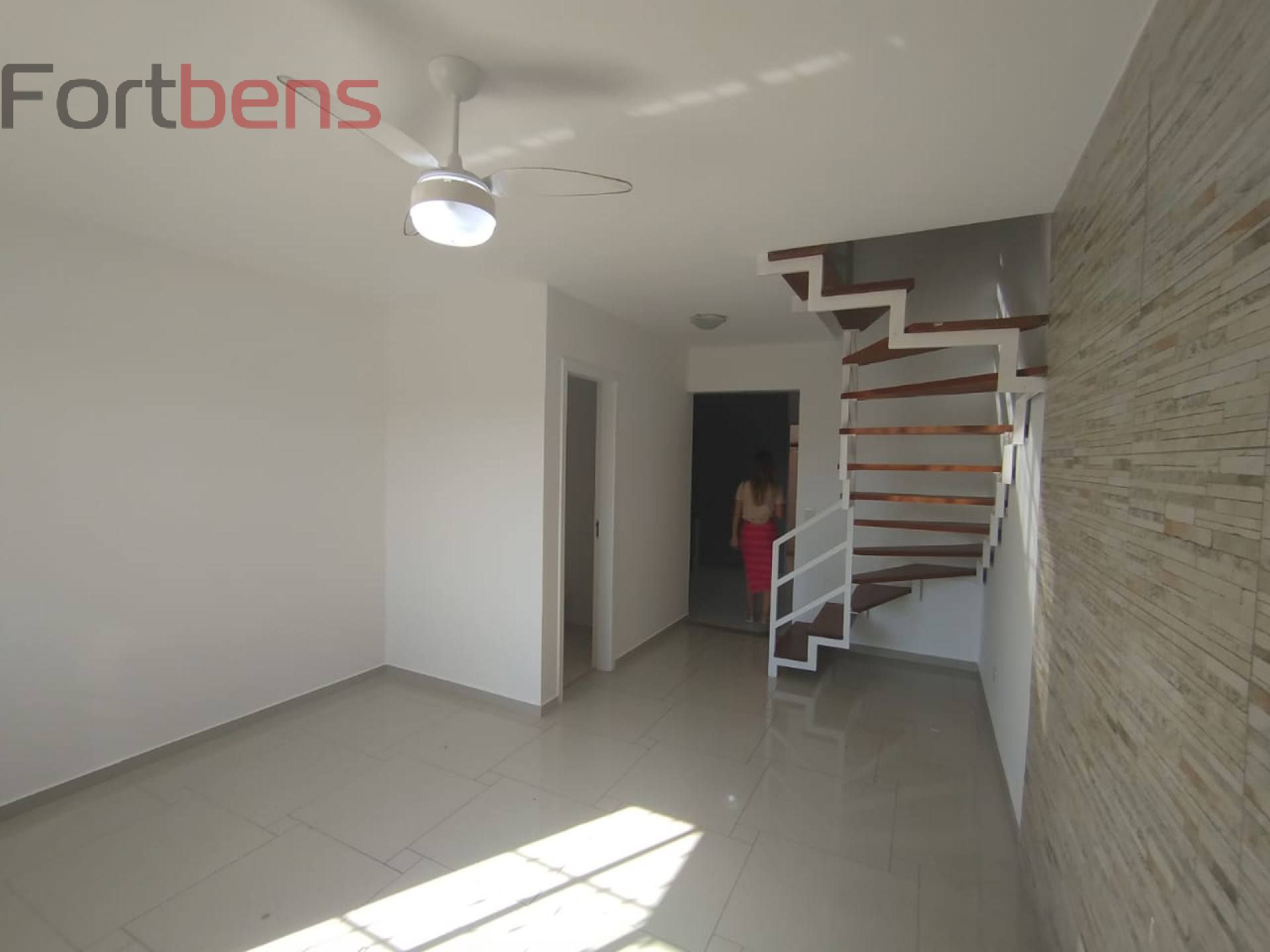 Casa de Condomínio Para Vender com 2 quartos no bairro Laranjeiras em Caieiras