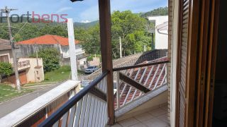 Sobrado Para Vender com 4 quartos 1 suítes no bairro Nova Caieiras em Caieiras