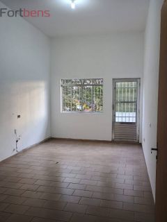 Sala Comercial Para Alugar no bairro Região Central em Caieiras