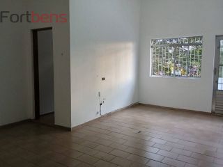 Sala Comercial Para Alugar no bairro Região Central em Caieiras