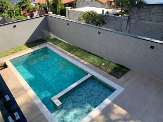 Sobrado Para Vender com 3 quartos 3 suítes no bairro Nova Caieiras em Caieiras