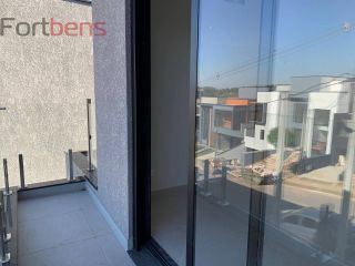 Sobrado Para Vender com 3 quartos 3 suítes no bairro Nova Caieiras em Caieiras