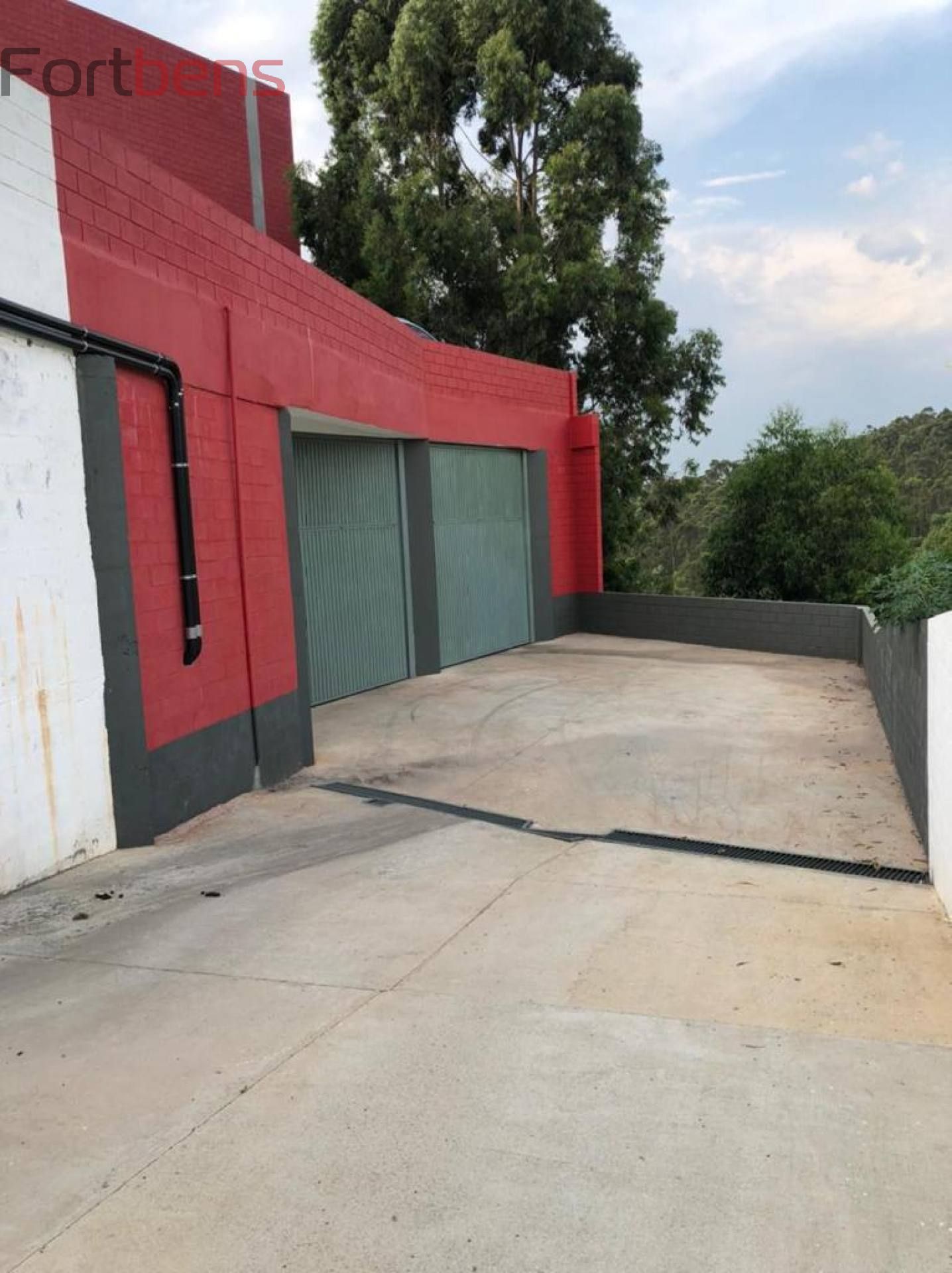 Galpão / Depósito / Armazém Para Alugar no bairro Laranjeiras em Caieiras