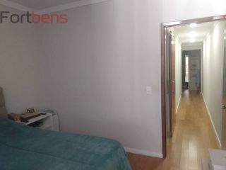 Sobrado Para Vender com 3 quartos 1 suítes no bairro Laranjeiras em Caieiras