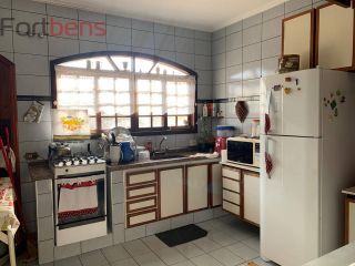 Sobrado Para Vender com 3 quartos 3 suítes no bairro Nova Caieiras em Caieiras