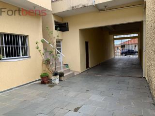 Sobrado Para Vender com 6 quartos 2 suítes no bairro Região Central em Caieiras