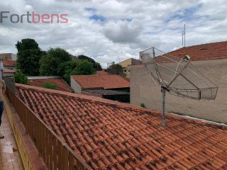 Sobrado Para Vender com 6 quartos 2 suítes no bairro Região Central em Caieiras
