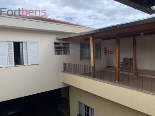 Sobrado Para Vender com 6 quartos 2 suítes no bairro Região Central em Caieiras