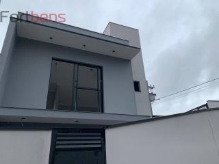 Sobrado Para Vender com 3 quartos 1 suítes no bairro Laranjeiras em Caieiras