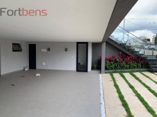 Sobrado Para Vender com 3 quartos 3 suítes no bairro Nova Caieiras em Caieiras