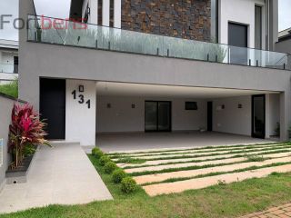 Sobrado Para Vender com 3 quartos 3 suítes no bairro Nova Caieiras em Caieiras
