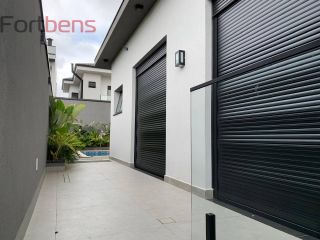 Sobrado Para Vender com 3 quartos 3 suítes no bairro Nova Caieiras em Caieiras