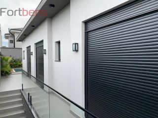 Sobrado Para Vender com 3 quartos 3 suítes no bairro Nova Caieiras em Caieiras