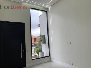 Sobrado Para Vender com 3 quartos 3 suítes no bairro Nova Caieiras em Caieiras