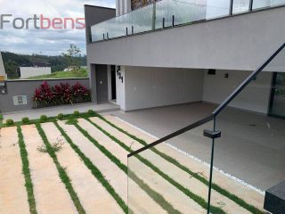 Sobrado Para Vender com 3 quartos 3 suítes no bairro Nova Caieiras em Caieiras