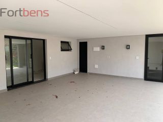 Sobrado Para Vender com 3 quartos 3 suítes no bairro Nova Caieiras em Caieiras