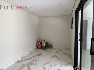 Sobrado Para Vender com 3 quartos 3 suítes no bairro Nova Caieiras em Caieiras