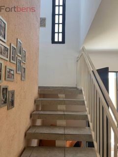Casa de Condomínio Para Vender com 3 quartos no bairro Jardim Vitoria em Caieiras