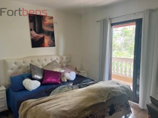 Casa de Condomínio Para Vender com 3 quartos no bairro Jardim Vitoria em Caieiras