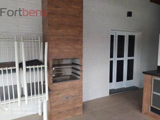 Sobrado Para Vender com 3 quartos 1 suítes no bairro Laranjeiras em Caieiras
