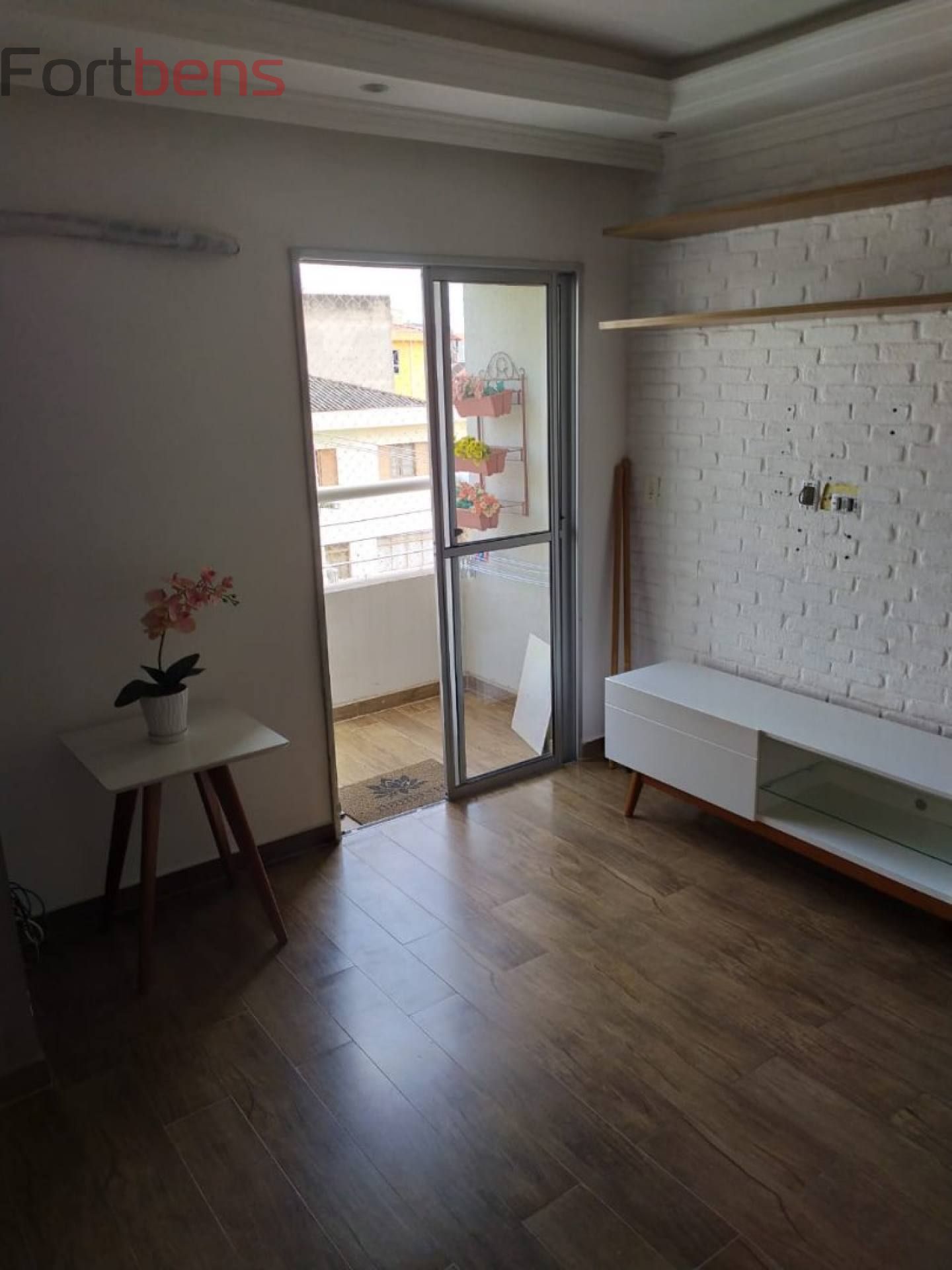 Apartamento Para Vender com 2 quartos no bairro Região Central em Caieiras