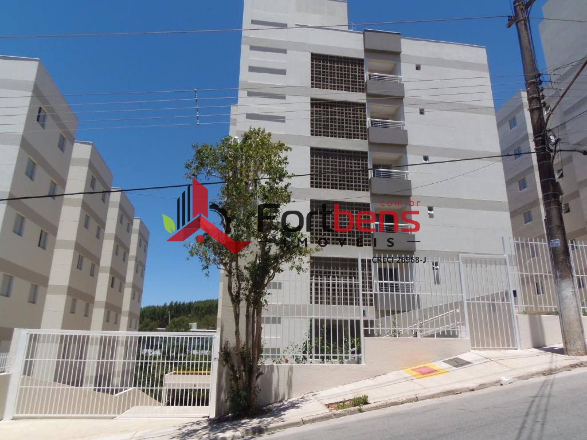 Apartamento Para Vender com 2 quartos no bairro Região Central em Caieiras