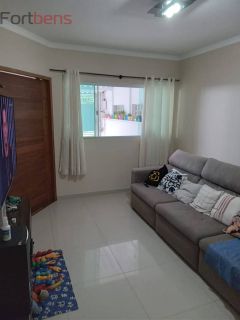 Sobrado Para Vender com 3 quartos 1 suítes no bairro Laranjeiras em Caieiras