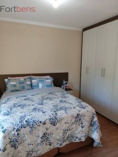 Sobrado Para Vender com 3 quartos 1 suítes no bairro Laranjeiras em Caieiras