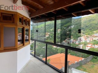 Sobrado Para Vender com 5 quartos 2 suítes no bairro Jardim Serra Grande em Caieiras