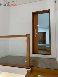 Sobrado Para Vender com 5 quartos 2 suítes no bairro Jardim Serra Grande em Caieiras