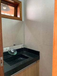 Sobrado Para Vender com 5 quartos 2 suítes no bairro Jardim Serra Grande em Caieiras