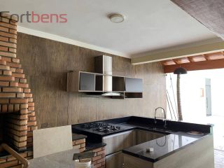 Sobrado Para Vender com 5 quartos 2 suítes no bairro Jardim Serra Grande em Caieiras