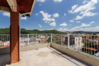 Prédio / Edifício Inteiro Comercial Para Vender com 15 Salas no bairro Região Central em Caieiras