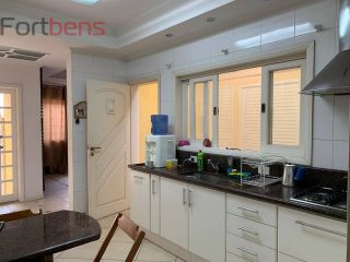 Casa Para Vender com 2 quartos 2 suítes no bairro Região Central em Caieiras