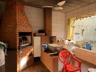 Casa Para Vender com 2 quartos 2 suítes no bairro Região Central em Caieiras