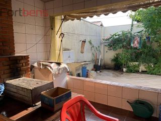 Casa Para Vender com 2 quartos 2 suítes no bairro Região Central em Caieiras