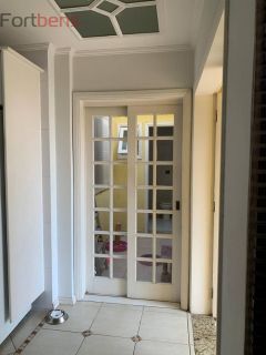 Casa Para Vender com 2 quartos 2 suítes no bairro Região Central em Caieiras