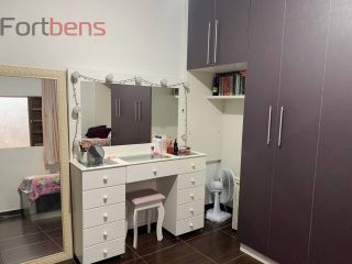 Sobrado Para Vender com 8 quartos 1 suítes no bairro Vila Rosina em Caieiras