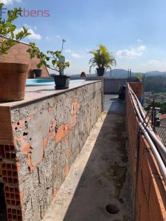 Sobrado Para Vender com 8 quartos 1 suítes no bairro Vila Rosina em Caieiras