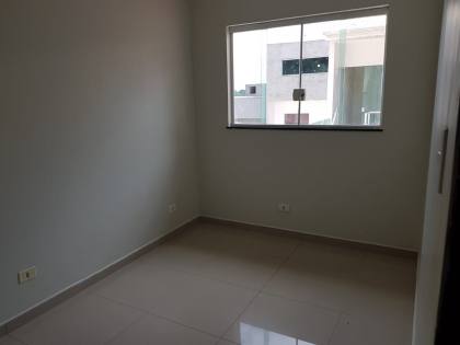 Sobrado Para Alugar com 3 quartos 1 suítes no bairro Jd. Europa em Caieiras